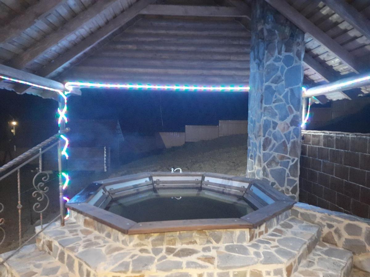 Mountain Dew Hotel Belasovitsa Luaran gambar
